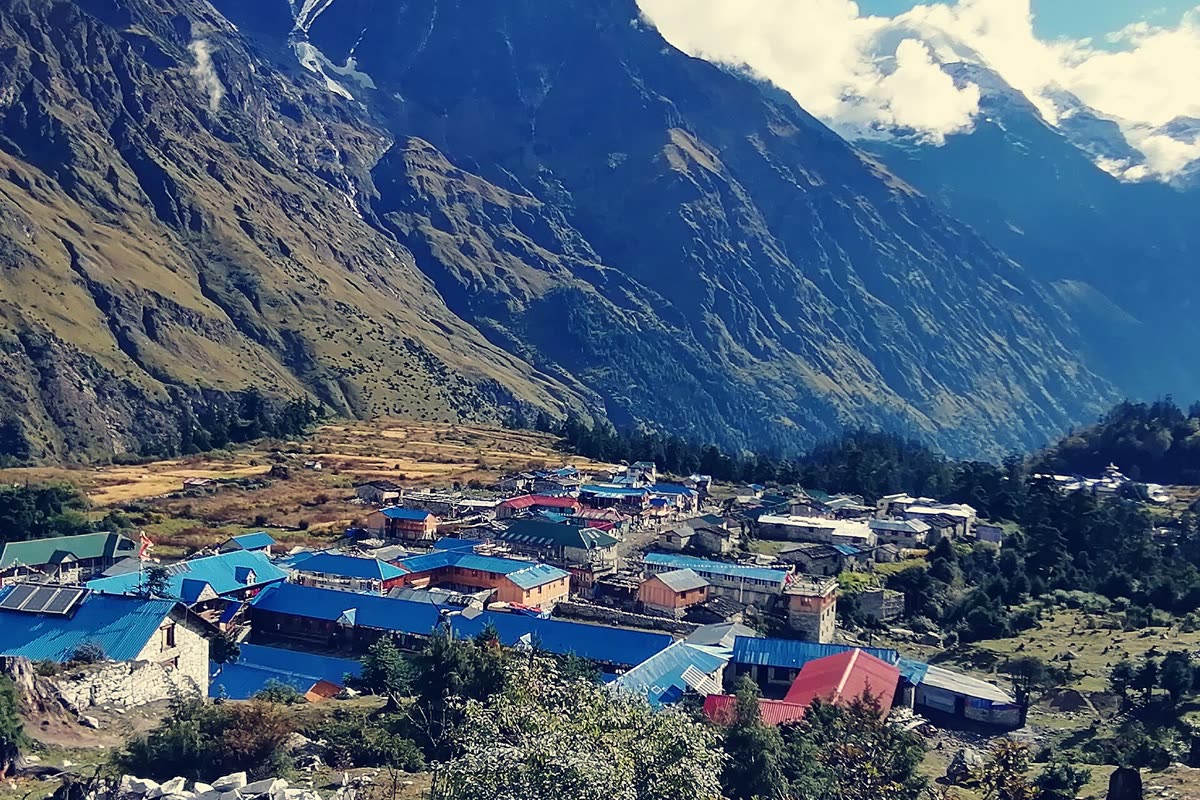 Samdo village on the Manaslu circuit